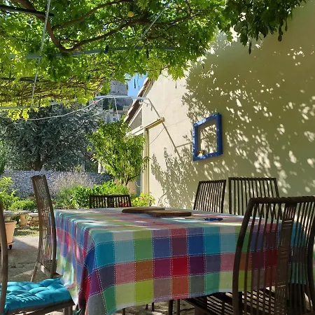 Appartement Pause Couleur Lavandula Roussas