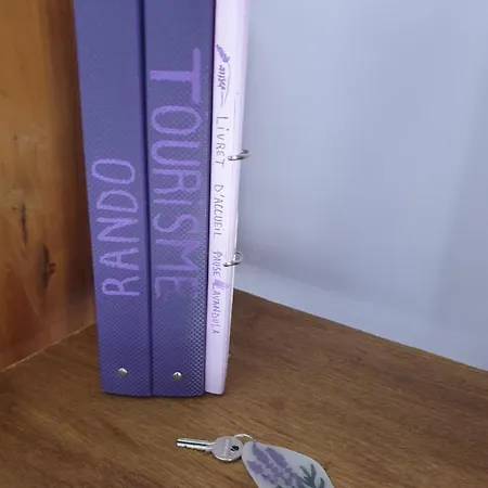 Pause Couleur Lavandula Apartment *