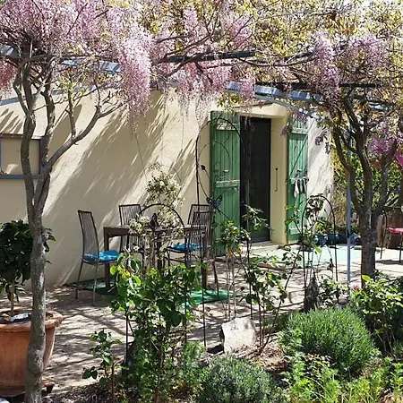 Pause Couleur Lavandula Apartment